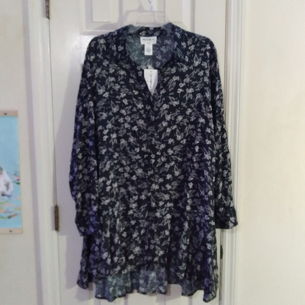 NWT For The Republic blouse
